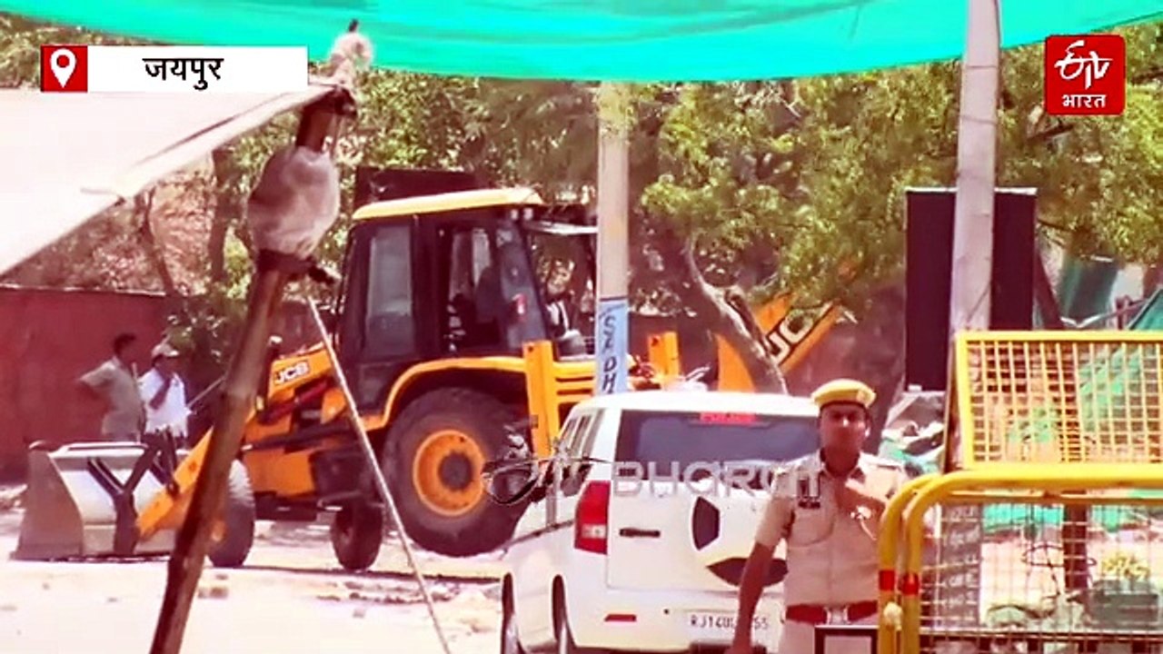 जयपुर में 5 धार्मिक अतिक्रमणों पर चला बुलडोजर, कड़े पुलिस पहरे में हुई कार्रवाई, बंद रहा इंटरनेट
