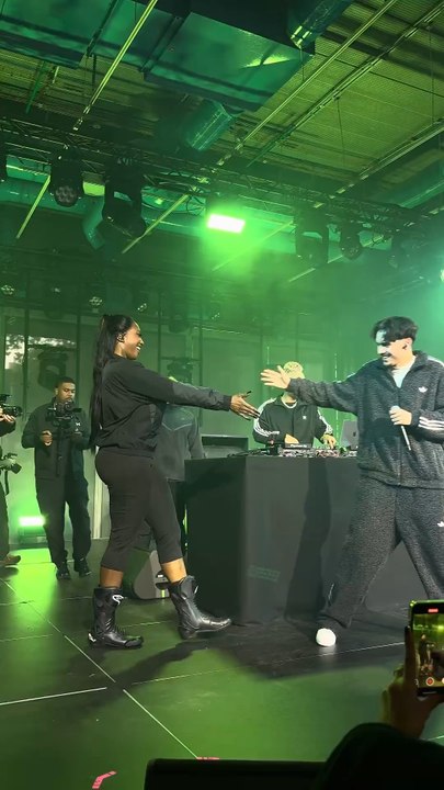 Quand Aya Nakamura venait danser sur scène avec Rnboi 💃🏽