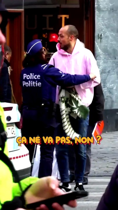 Carlito se fait embarquer par la police Belge 🥵