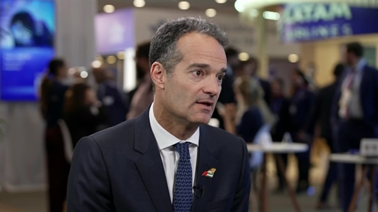 Etihad Airways CEO Says Carrier Is Discounting Tickets