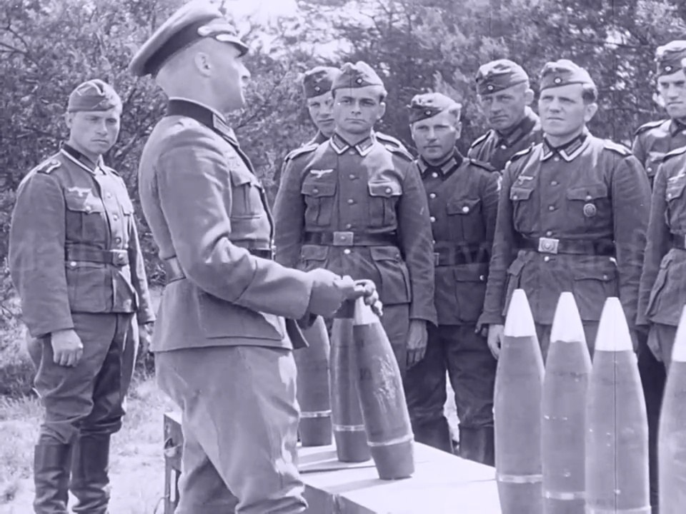 Artillerie-Munition - Behandlung und Schussfertigmachung der Munition 1942