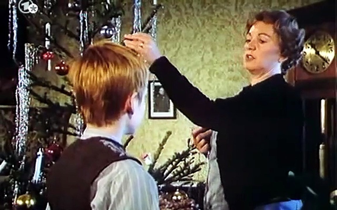 Jan auf der Zille (1986) Jan's communist father accused of murder, goes into hiding. Jan befriends Max who aids in search for truth. Max killed by Nazis. Garmen Movies  Completos