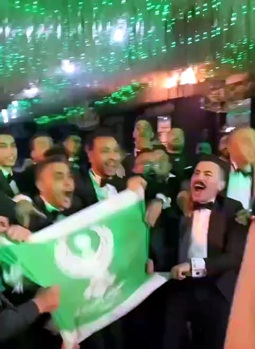فرح داخل قاعة ببورسعيد يتحول إلى احتفال بفوز المصري بكأس الرابطة