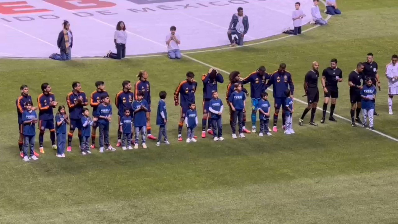 El himno de España en Puebla