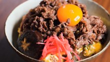 Easy Sukiyaki Don With Tender Beef 🍚