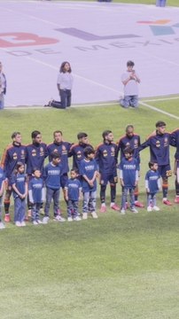 El himno de España en México duró más de dos minutos y causó confusión en la Selección