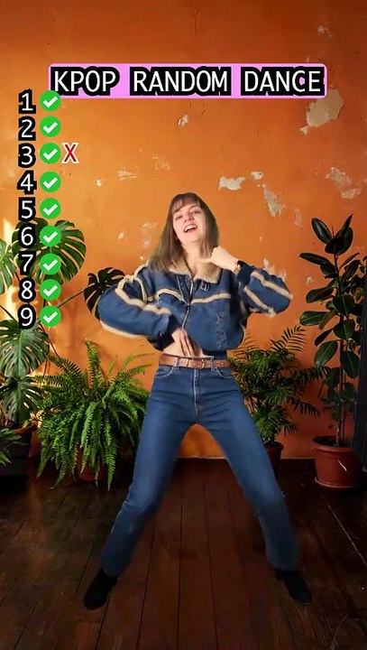 Kpop Random Dance but I DID ONE MISTAKE FJOHJFH