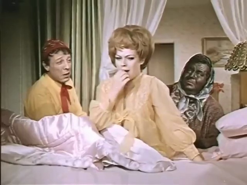 1971 Bebek Gibi Maşallah HÜLYA KOÇYİĞİT İZZET GÜNAY Türk Filmi İzle