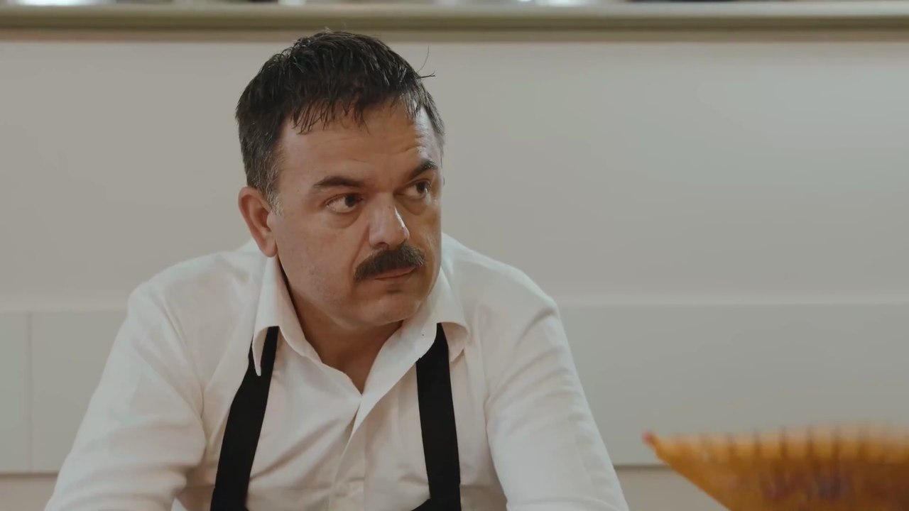 Kod Velje (2021) - Epizoda 1 - Domaća serija