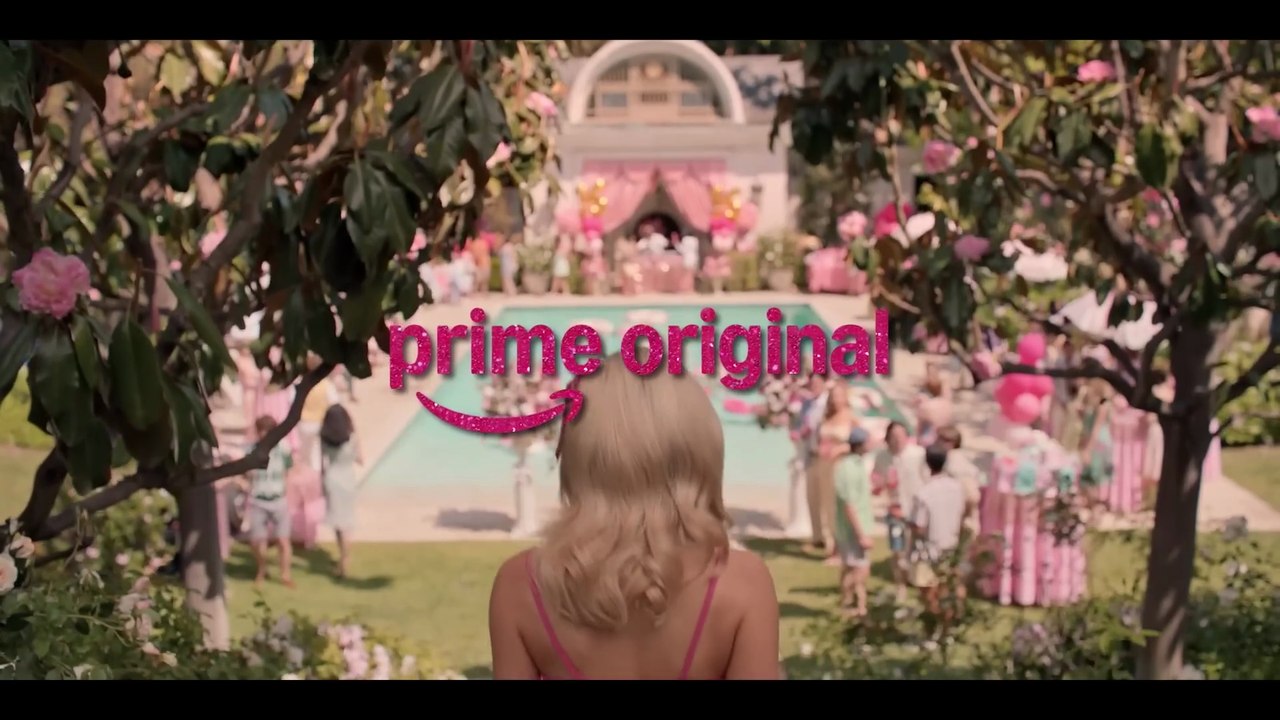 Elle Trailer (2) OV