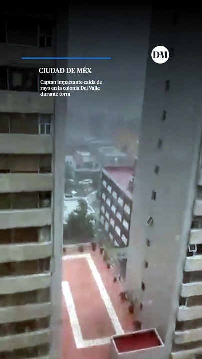Captan impactante caída de rayo en la colonia Del Valle durante tormenta en la CDMX