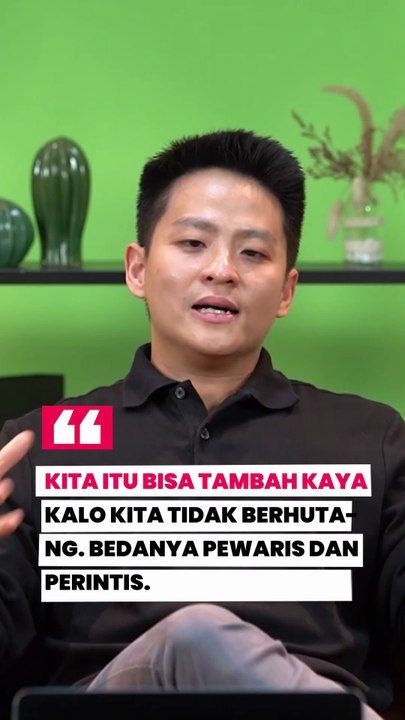 Theo Derick : Kita bisa tambah kaya kalo kita tidak berhutang