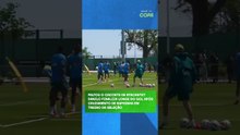 Faltou o cacoete de atacante? Danilo finaliza longe do gol após cruzamento de Raphinha #shorts