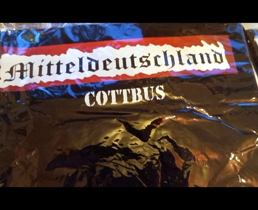 Alte Fahne Versand Werbefilm