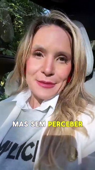 Ali Klemt publicou: Ah, a janela sagrada… Aproveite. Vibre. Abrace. Viva!
