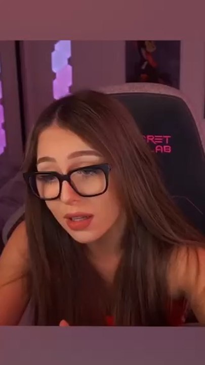 I tried to think of a funny response & it backfired 🤯😂😭 #twitch #streamer #twitchfails #gamer #twitchclips #twitchmoments #twitchstreamer #jokes