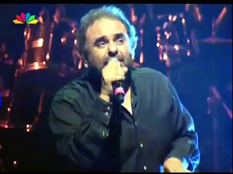 Γίναμε θέαμα (2008)