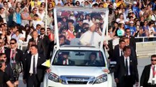 Ισπανία: Ανθρώπινος πύργος υποδέχεται τον πάπα Λέοντα ΙΔ΄