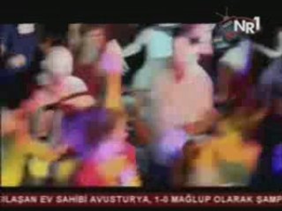 Sıla Ciclon Yaz Geliyor Heyoo