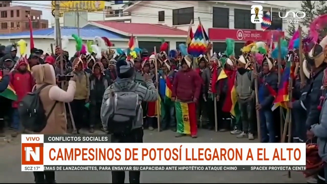 Campesinos llegan de Potosí