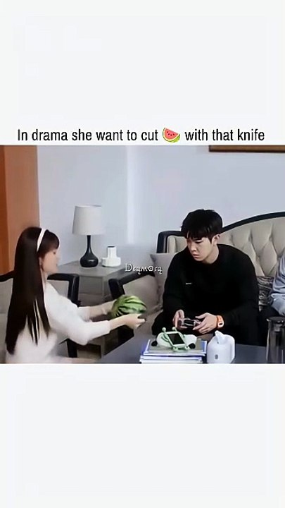 she can do anything 😂#cdrama #edit #shorts #fyp #behindthescenes