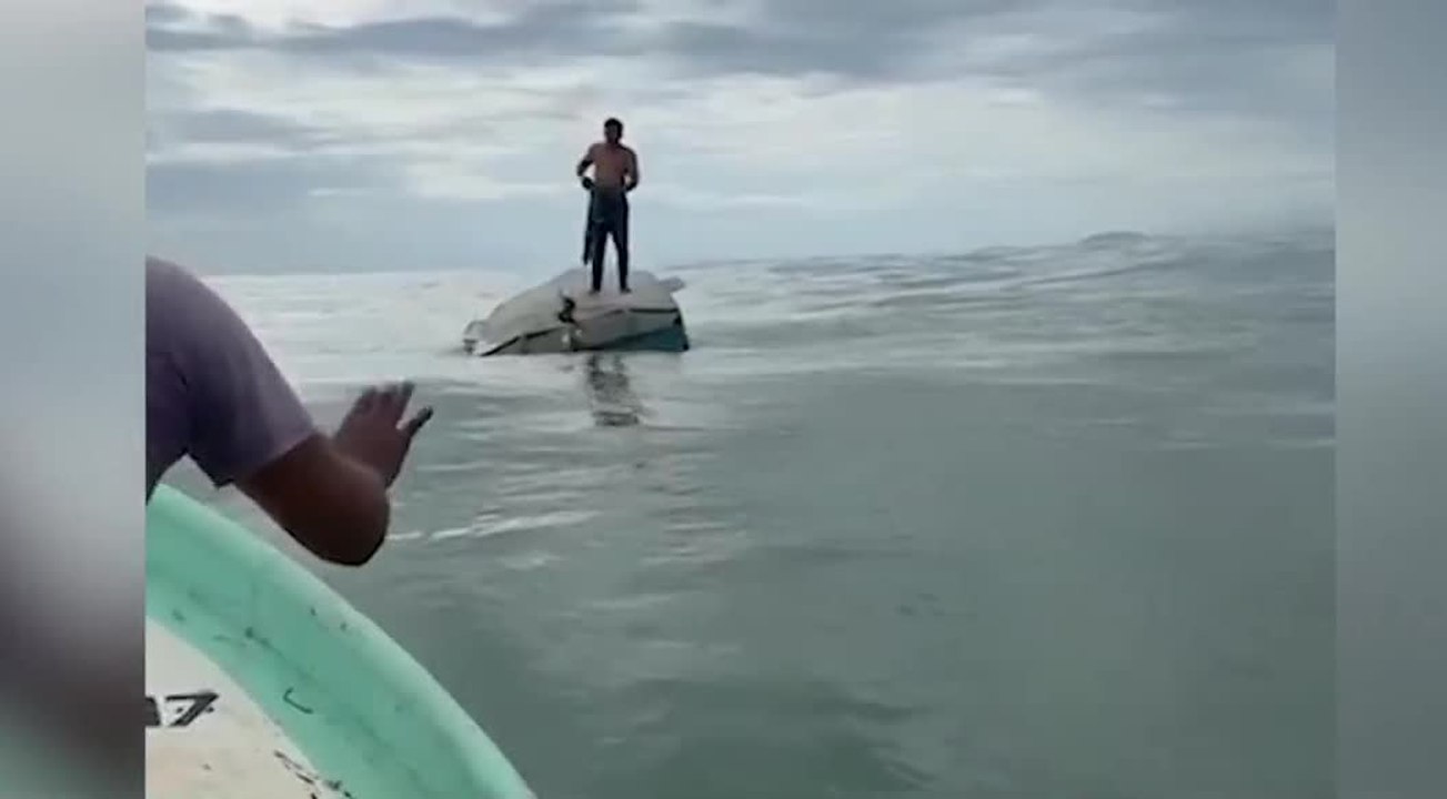 tn7-milagro-en-el-mar-de-pie-sobre-la-panga-volcada-asi-fue-como-encontraron-al-naufrago-090626