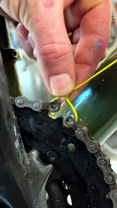 How to fix a broken bike chain