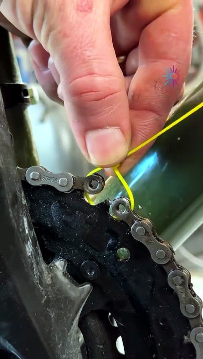 How to fix a broken bike chain