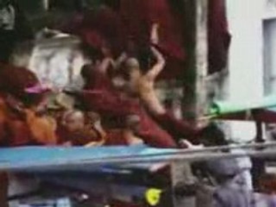 Jane Birkin chante Aung San Suu Kyi - V.O