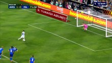 Messi metió el segundo frente a Islandia