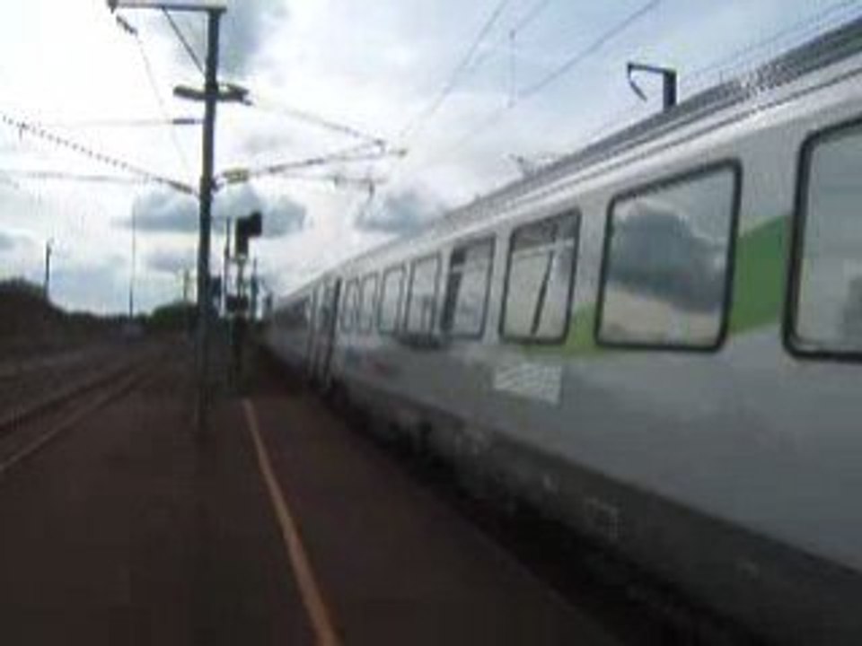 Le 3311 avec la 26011 livrée Basse-Normandie