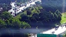 TEM Otoyolu’nda araç takla attı; trafikte yoğunluk oluştu