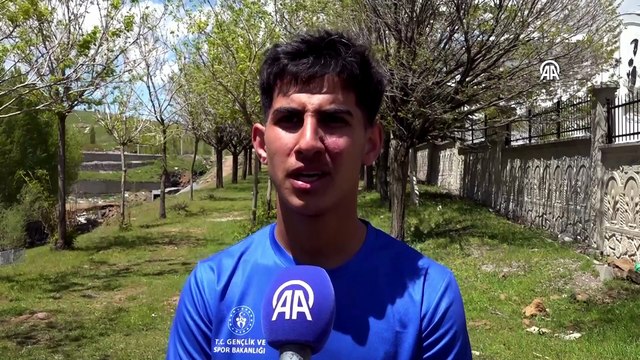 Türkiye şampiyonu para atlet Ahmet Yeşilçay'ın hedefi milli formayla yeni şampiyonluklar | Ajansspor | AA