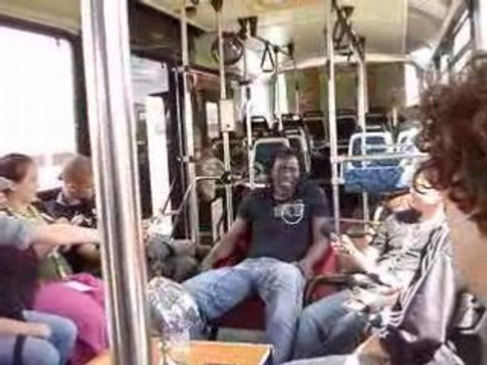 Extrait conférence de presse Tiken Jah Fakoly Skabazac 2008