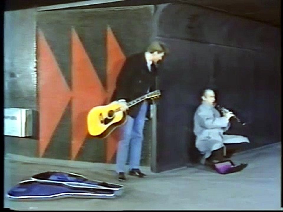 1985 - Johnny Hallyday - Sketch avec Guy Marchand dans “Johnny Métro Blues” (TF1, 6 Décembre)