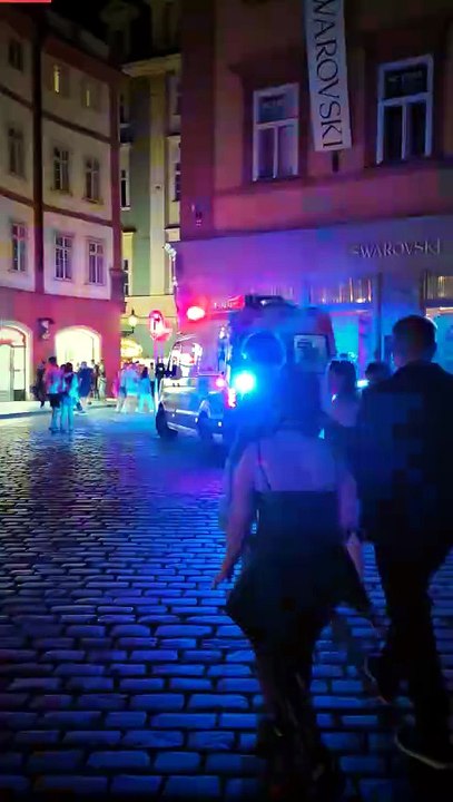 Belfast en feu : émeutes anti-immigration après une attaque au couteau