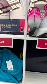 Los secretos del casillero de los jugadores de la Selección: atentos al de Cucurella