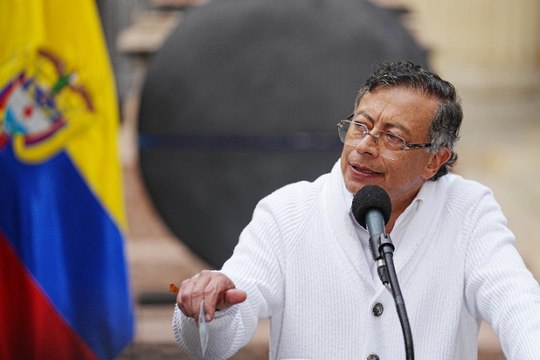 Proponen la destitución del presidente en funciones de Colombia, Gustavo Petro