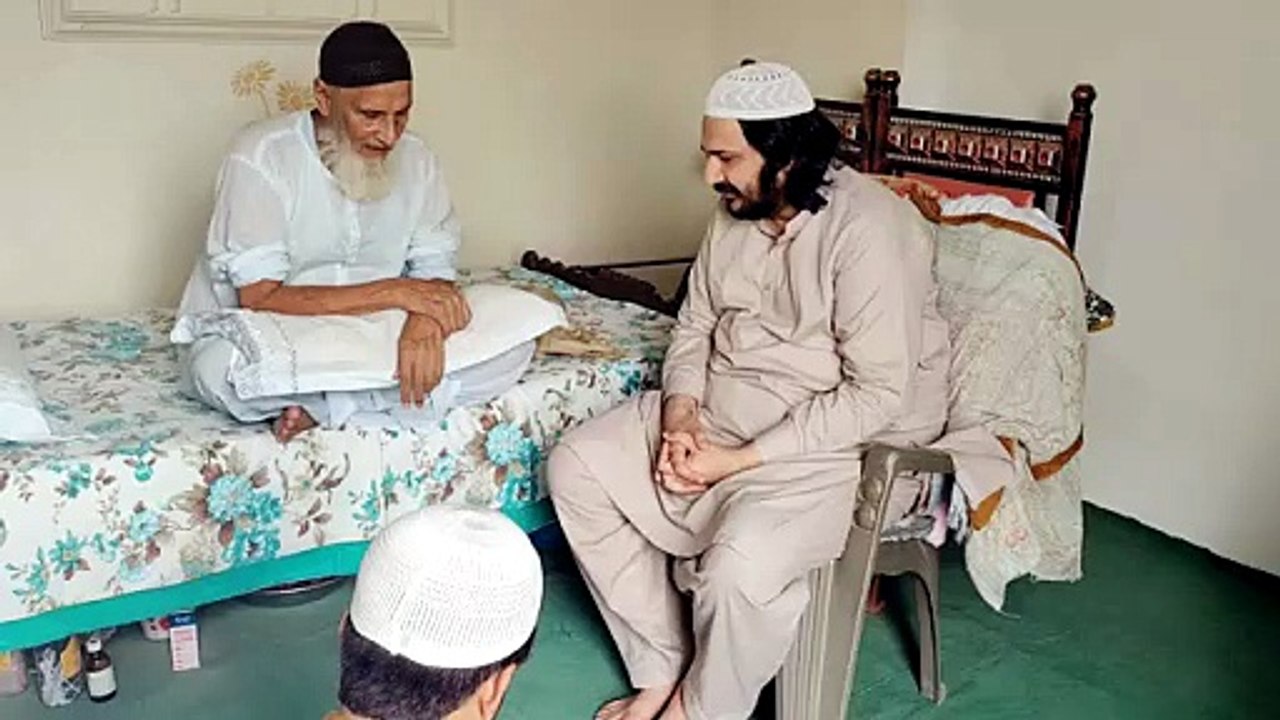 چشتیوں کو حضور نبی کریم ﷺ سے ورثہ میں دو نعمتیں ملیں۔