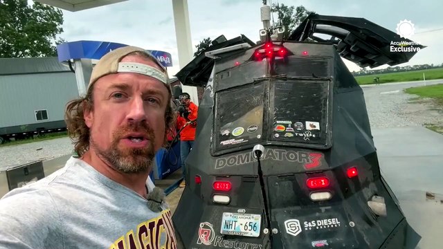 Storm chasers track supercells after multiple Midwest tornadoes