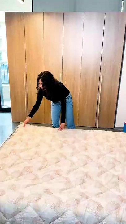 Changing sheets by yourself has never been easier!