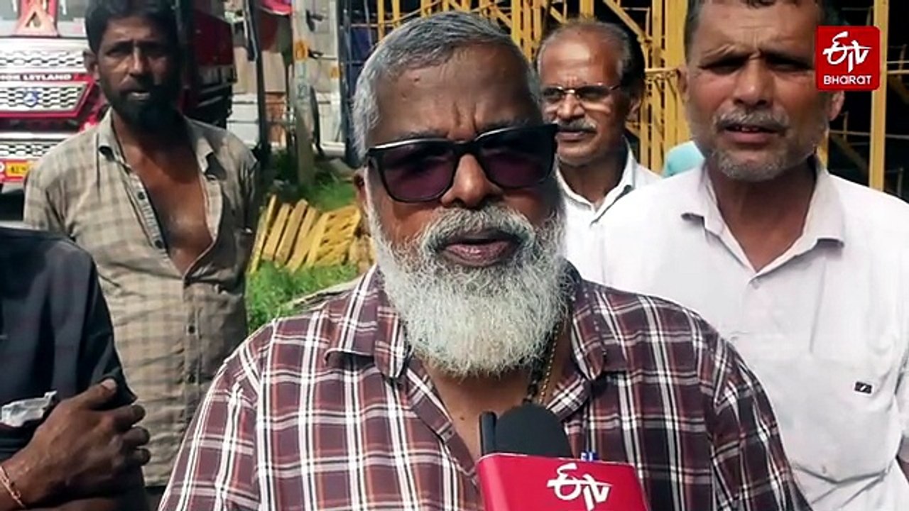 ലോകകപ്പ് ആവേശത്തിൽ കോഴിക്കോട്; പുതിയപാലത്ത് കൂറ്റൻ സ്ക്രീനും ഫുഡ് ഫെസ്റ്റും