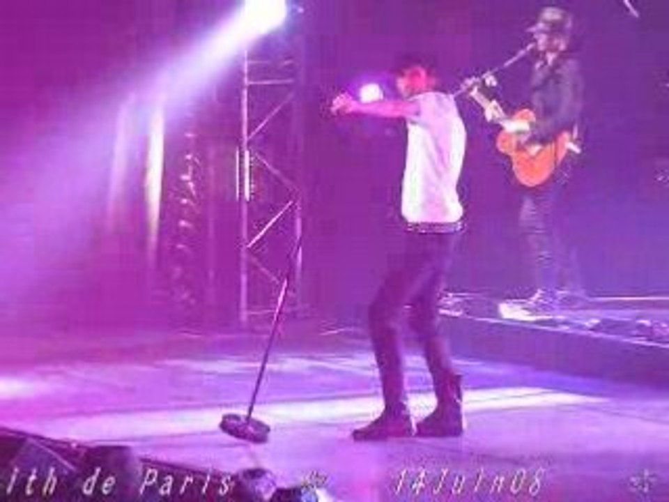 Christophe Willem Strong enough Le zenith de Paris 14Juin08