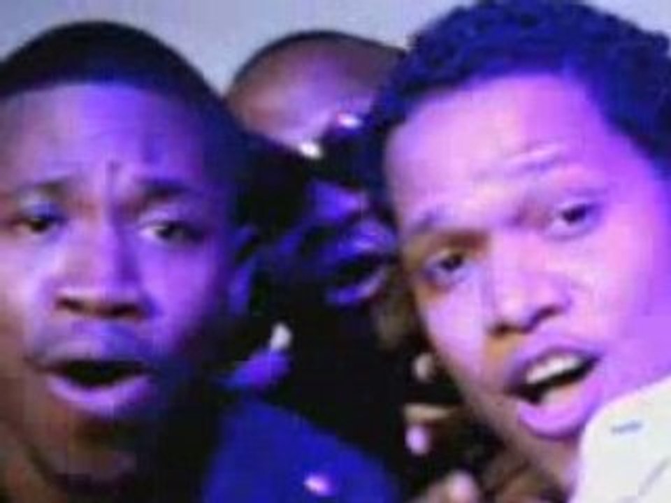 MODEL KOMPA -GOTTA BE-