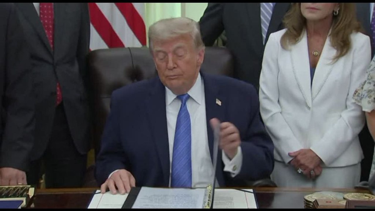 Usa-Iran, Trump annuncia nuovi attacchi: Teheran ci prende per fessi