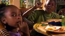 The BERNIE MAC Show - S02 E18 - Maid Man (480p - NF Web-DL)