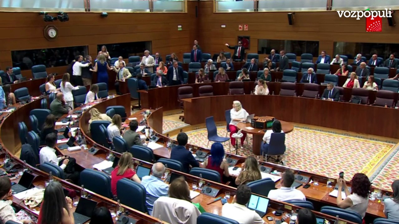 Bronca en la Asamblea de Madrid