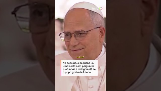 Criança surpreende papa Leão XIV com perguntas em missa na Espanha #shorts