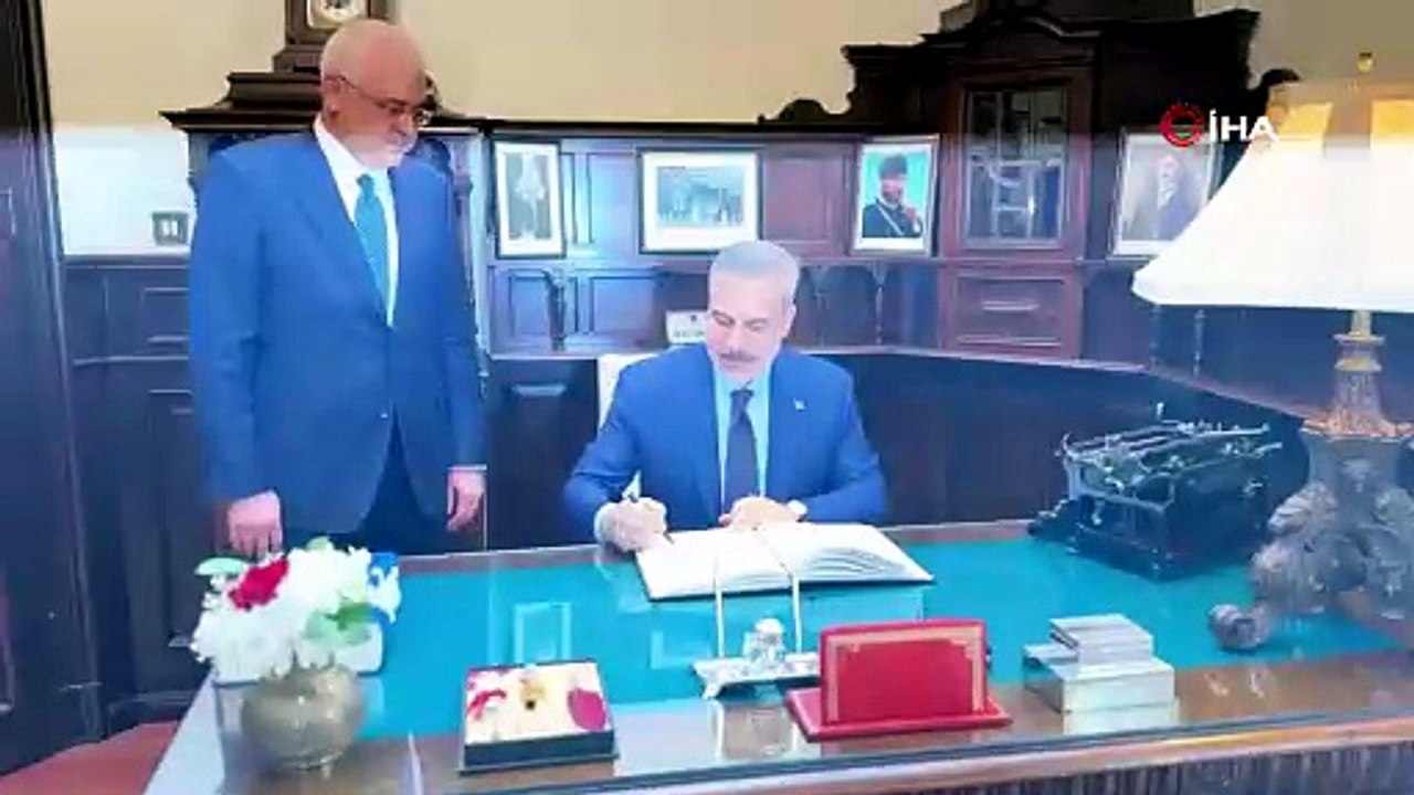 Bakan Fidan, Bulgaristan’daki Türk iş insanları ve siyasetçilerle bir araya geldi