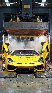 Hydraulic Press Crushes a Lamborghini 🚗💥 Extreme Crushing Test